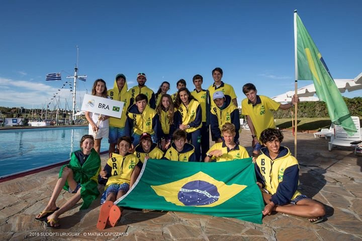 Equipe Do Brasil No Abertura Do Campeonato Sul-Americano Da Classe Optimist 2018... 1