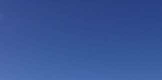 Mais um dia sem vento no Brasil Centro de Optimist em Cabo Frio. Flotilha Minuan...