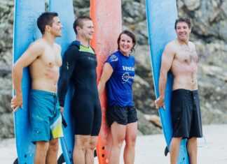 Surf and clean | Volvo Ocean Race Surf and clean | Volvo Ocean Race