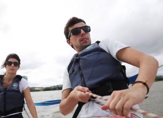 Alunos da Vela adulta descobrem um novo mundo e se redescobrem na Escola de Vela Minuano!