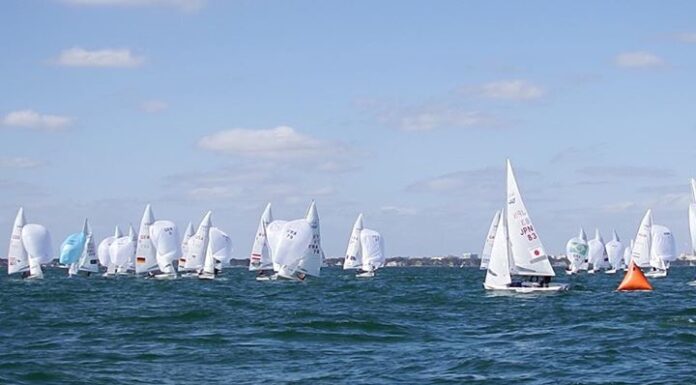 O Norte Americano 470 Olympic Sailing teve as três primeiras regatas neste sábad...