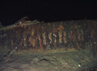 Warship rumored to carry hoard of gold found on ocean floor