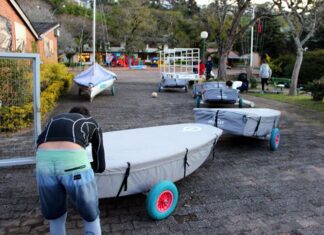 Flotilha Minuano seguiu nesta quinta para a clínica de Optimist organizada em co… Flotilha Minuano seguiu nesta quinta para a clínica de Optimist organizada em co...