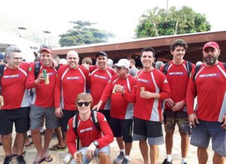 San Chico 3, CAMPEÃO POR EQUIPES na Semana de Vela de Ilhabela. Bravo !!! Comand...