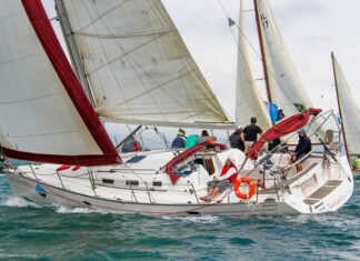 TranquiIo II de Edison Thomé venceu a regata do dia e está em segundo lugar na c...