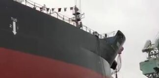Assistir a Launching of Ship