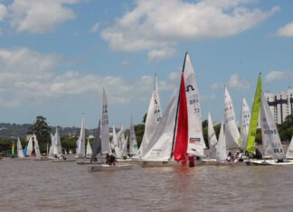 A Regata de Monotipos comemorativa dos 84 anos do Veleiros do Sul mais parecia u… A Regata de Monotipos comemorativa dos 84 anos do Veleiros do Sul mais parecia u...