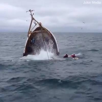 Assistir A Fishing Boat Sunk In Minutes 1