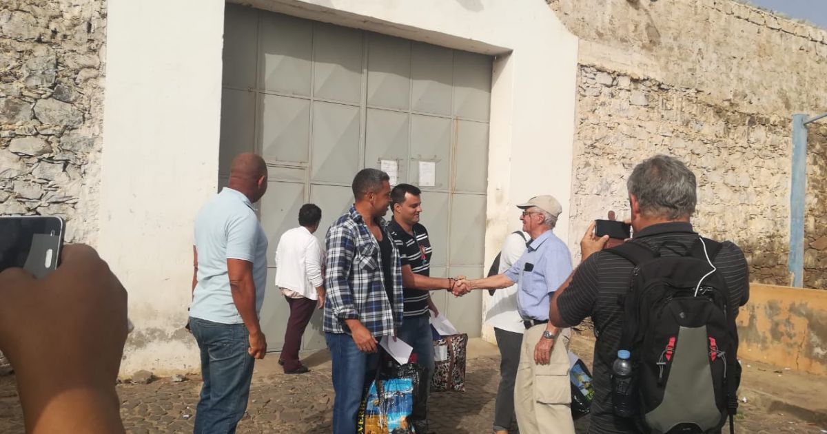Velejadores Brasileiros Presos Em Cabo Verde São Liberados Após 18 Meses 1