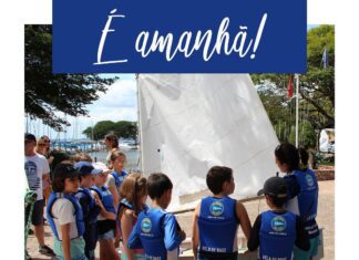 Quer aprender a velejar? 
 O dia da sua primeira experiência chegou!
 Amanhã, sá...