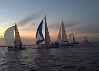 A regata Translagoa POA - Pelotas teve início hoje, às 18h30, aqui no VDS 
 Acom...