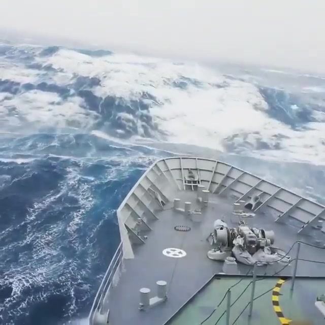 O Mar Do Norte É Brutal Via Eugenio Bignes
North Sea Is Brutal 1