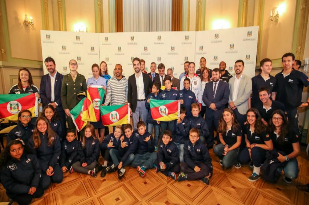 Gaúchos Que Disputarão Os Jogos Pan-Americanos São Homenageados No Piratini | Gaúchazh Gaúchos Que Disputarão Os Jogos Pan-Americanos São Homenageados No Piratini | Gaúchazh 1