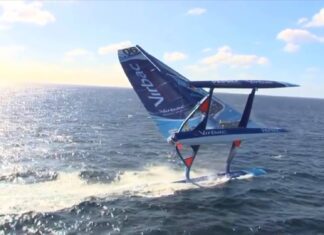  a Dramatic capsize ☹️