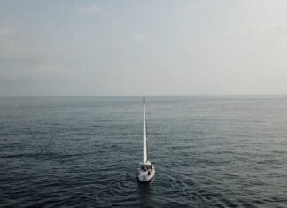 QUANTO CUSTA E COMO FUNCIONA PARA ENTRAR EM GALÁPAGOS DE VELEIRO