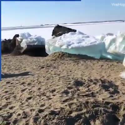 Tsunami De Gelo Na Russia (E No Estado De Nova York Também - Veja No Comentario... 1 Tsunami De Gelo Na Russia (E No Estado De Nova York Também - Veja No Comentario... 1