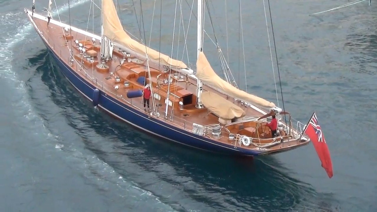 A Alejandra Yacht Entering Monte Carlo Harbour 1