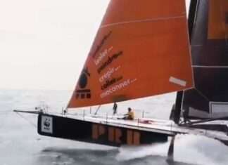 a PRB Flying Finish IMOCA60 | Rolex Fastnet Race a PRB Flying Finish IMOCA60 | Rolex Fastnet Race