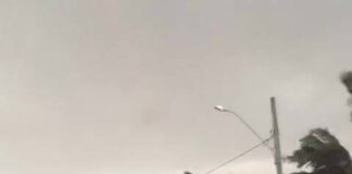 Vendaval em Tubarão SC agora à tarde
 (cfe indicação recebida)
