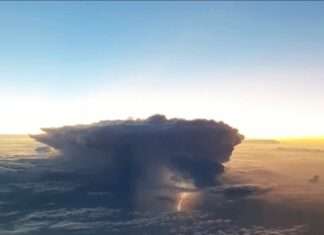 a Lightning Storm seen from 41,000ft a Lightning Storm seen from 41,000ft