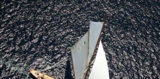 Belle soirée à tous!
Linda noite a todos!