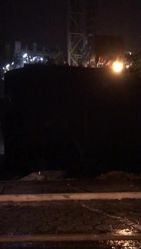 Plataforma P70 Encalha Em Niterói Rj Na Noite De Quinta-Feira 30/01/20 1 Plataforma P70 Encalha Em Niterói Rj Na Noite De Quinta-Feira 30/01/20 1