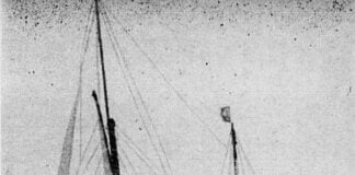 BL 2 MARIPOSA
 Ketch, 79’ construído na Ilha do Viana, Niterói em 1939, a onde a...