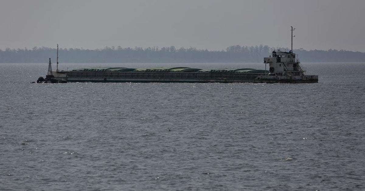 Navios Encalham Na Lagoa Dos Patos E No Guaíba Devido Ao Baixo Nível Da Água | Gzh 1