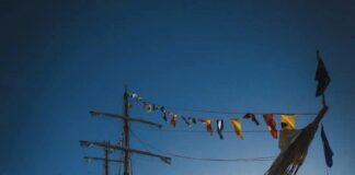 Navio-Veleiro Cisne Branco, da Marinha do Brasil, em Porto Alegre. 
 Fotos: Alex...