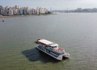 Era o que faltava na temporada de verão em Florianópolis Era o que faltava na temporada de verão em Florianópolis