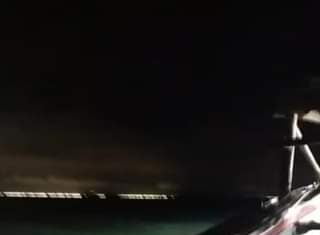 Lancha abalroa farol em Ilhabela
(Vídeo “encaminhado com frequência” em grupo d… Lancha abalroa farol em Ilhabela
(Vídeo “encaminhado com frequência” em grupo d...
