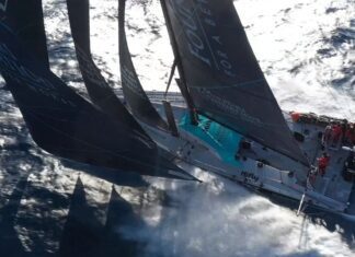 Full speed!

As good as it gets... 
 #RacingForThePlanet #StopClimateChange Hi F...
