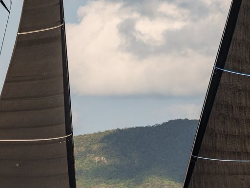Battle of the bows Leopard X Deep Blue at the start of the Antigua 360° Race….
Battle of the bows Leopard X Deep Blue at the start of the Antigua 360° Race....