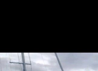 Swedish Arkona-460 sank in the Pacific Ocean, the crew was rescued #Swedish #Arkona460 #sank #inthePacificOcean #crew #yacht #superyacht #yachtlife #yachtshow #boatshow #yachting #yachtclub #yachtworld #luxuryyacht #boat Swedish Arkona-460 sank in the Pacific Ocean, the crew was rescued #Swedish #Arkona460 #sank #inthePacificOcean #crew #yacht #superyacht #yachtlife #yachtshow #boatshow #yachting #yachtclub #yachtworld #luxuryyacht #boat