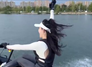 Jetski por R$1.000?


