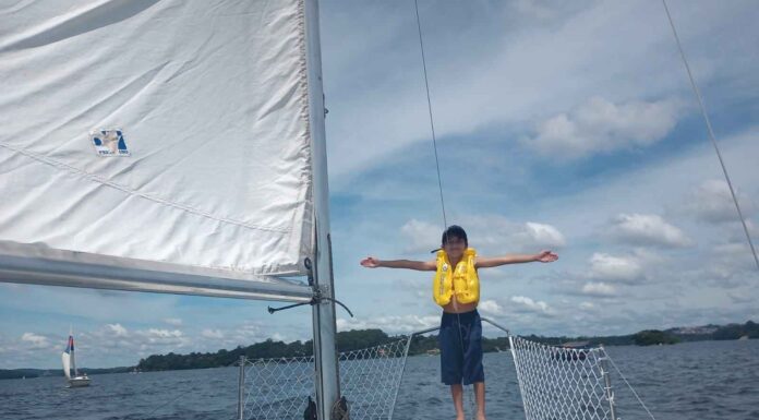 Captain Crunch Earns Whiskey Throttle Champ of the Week! #boats #boating #credit… Captain Crunch Earns Whiskey Throttle Champ of the Week! #boats #boating #credit...