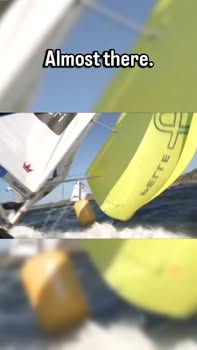 Levando a bóia da regata para passear Levando a bóia da regata para passear