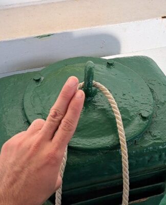 BOWLINEu2693ufe0f most useful knot.n#bowline #reels"},"is_text_only_story":fa...