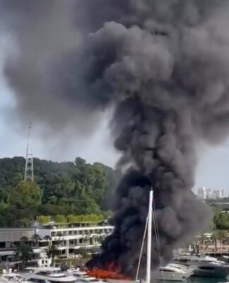 u203cufe0fA fire broke out onboard the 34-metre Custom Line motor yacht Eagle ...