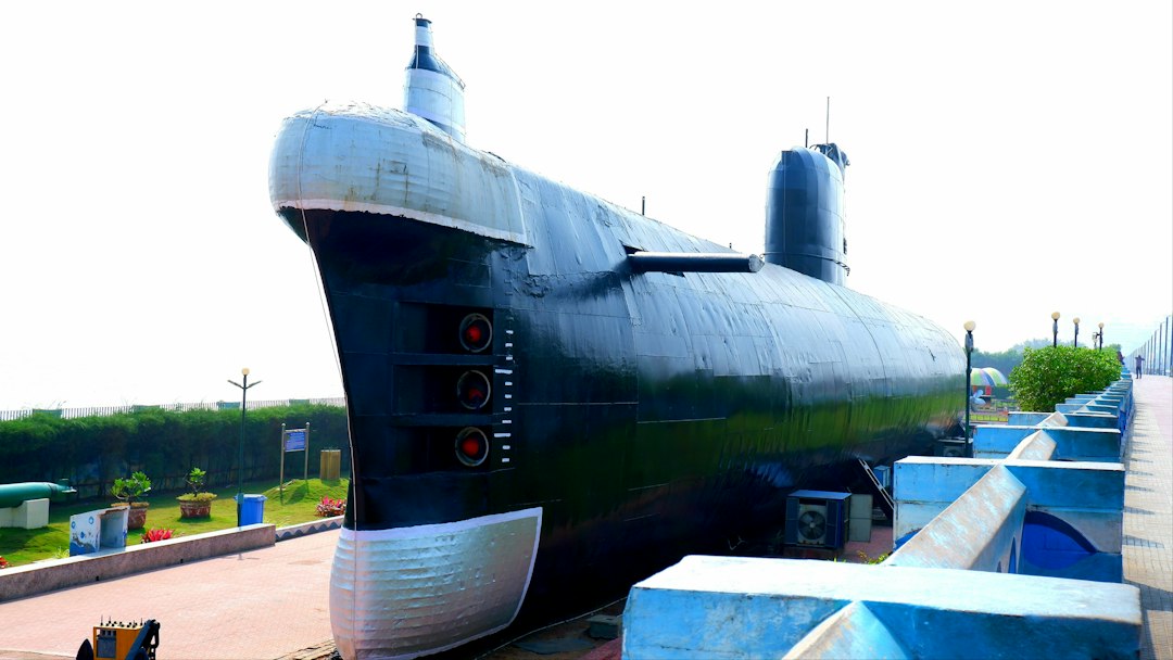 Submarino Da Marinha Atracado, Representando O Programa De Submarinos Nucleares Do Brasil